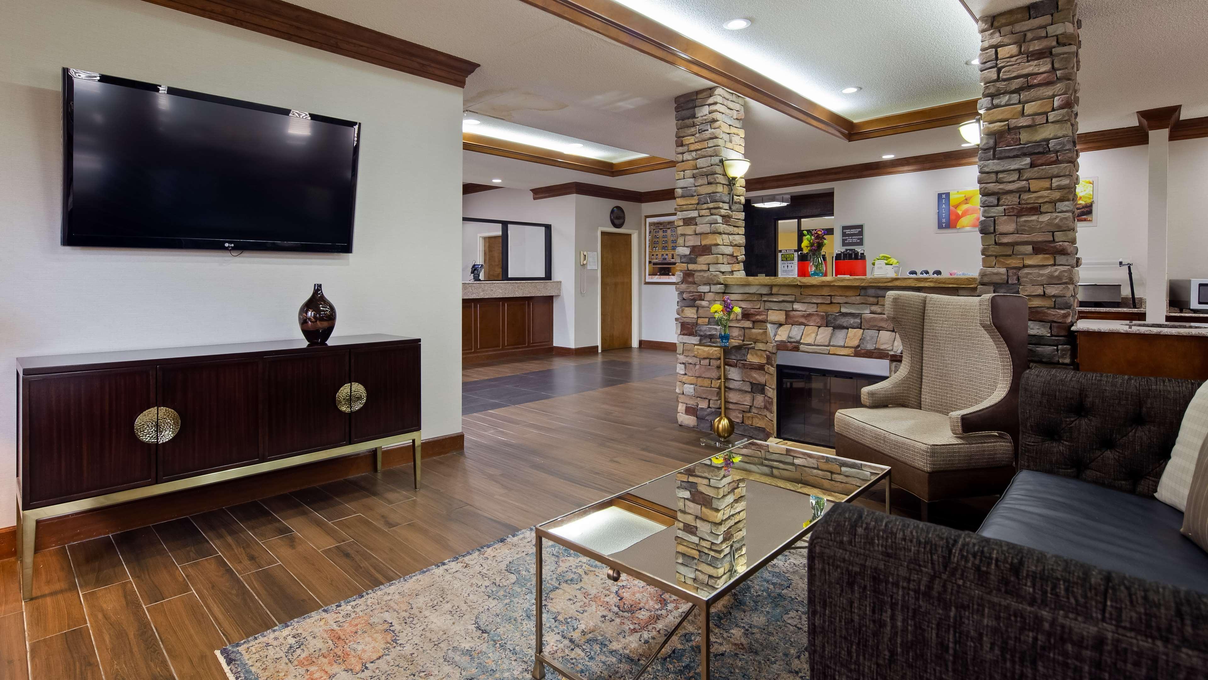 Best Western Inn & Suites Byron Luaran gambar