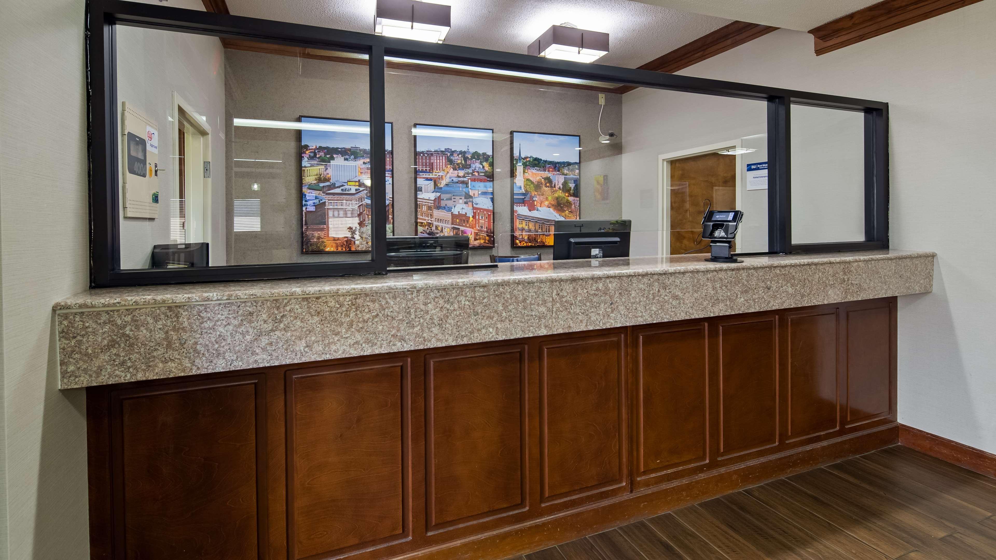 Best Western Inn & Suites Byron Luaran gambar